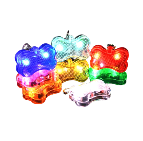 Adjustable glowing bone-shaped dog pendant LED light for night visibility