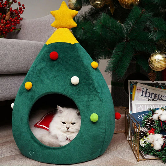 Festive Christmas tree-shaped semi-enclosed cat bed for cozy winter lounging