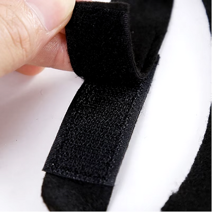 Black Bat Wings Harness Costume for cats and dogs, perfect for Halloween parties and festive occasions.