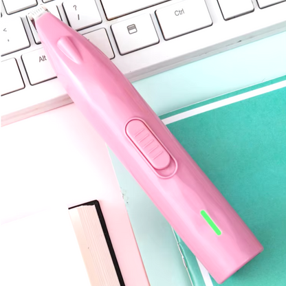 Professional electric dog hair trimmer with ergonomic handle for pet grooming