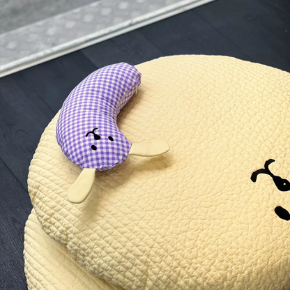 U-shaped cotton pet pillow for cats and dogs with removable washable cover, ideal for chin support and deep sleep.