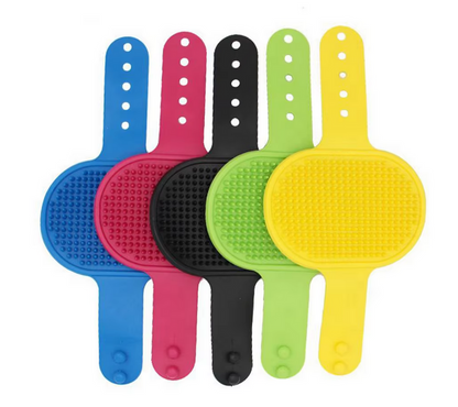 Pet Bath Massage Gloves for dogs and cats – Soft rubber grooming brush for shedding and relaxation