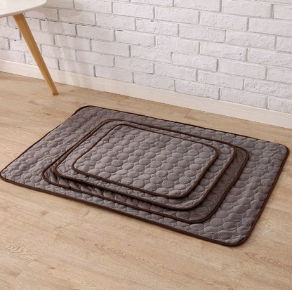 Cooling gel pet mat for summer heat relief and joint pain support