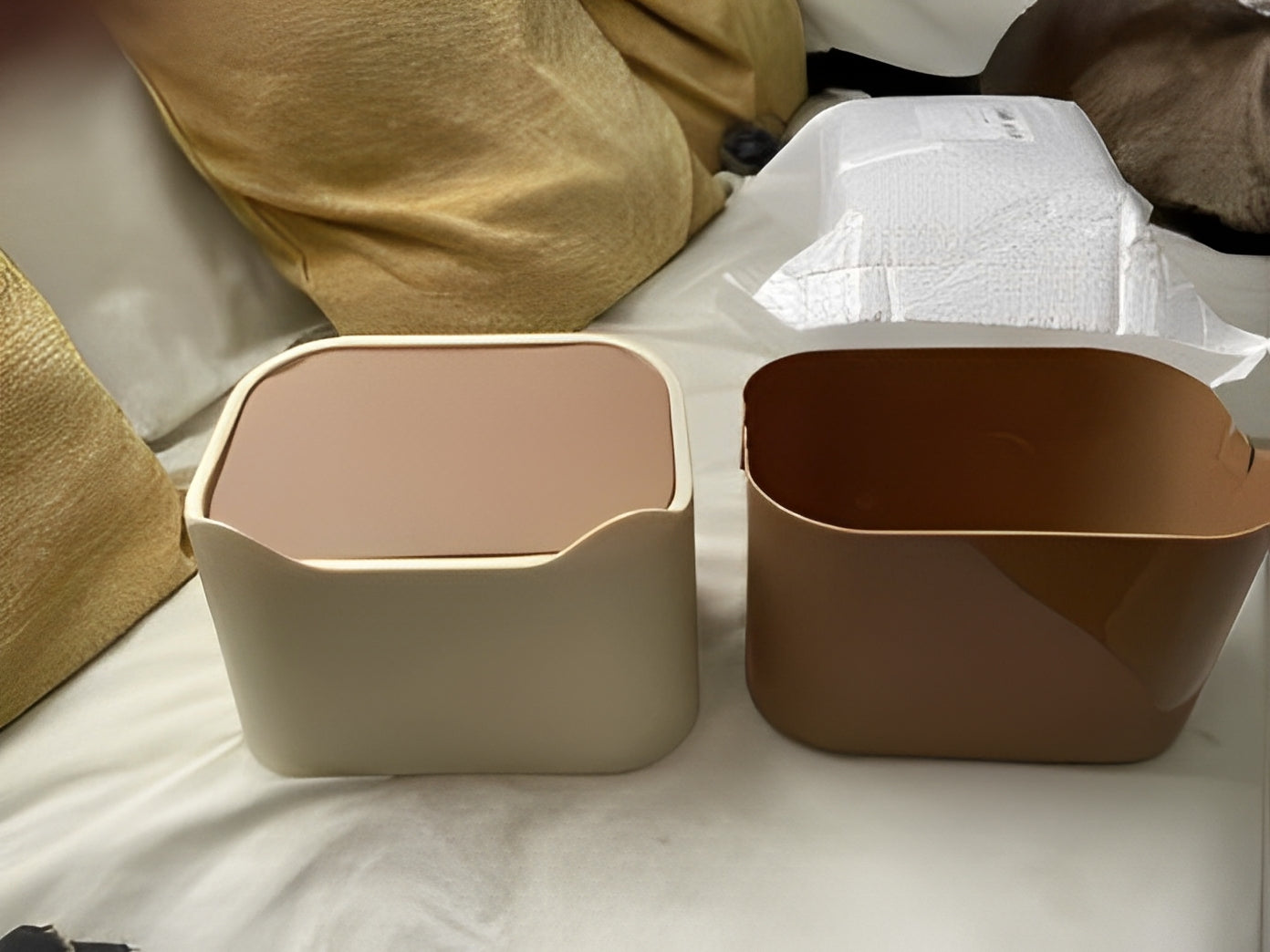 Portable cat litter waste storage bin with sealed lid - Customer review photo