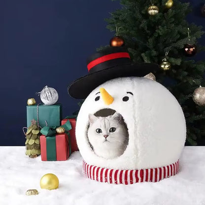Nido para gatos con forma de muñeco de nieve navideño: acogedora cama semicerrada para mayor comodidad invernal