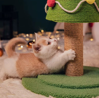 Christmas tree-shaped cat climbing rack with sisal scratching post for cats