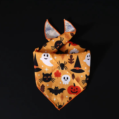 Pet Halloween costume set with bat, spider, and pumpkin hats, headband, lace bib, and scarf for cats and dogs.