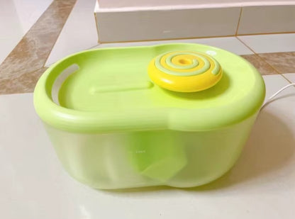 Smart electric cat water dispenser with quiet filtration and high-capacity tank for clean and fresh hydration.