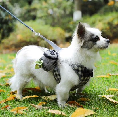 Multifunctional dog training pouch with treat storage and built-in poop bag dispenser, ideal for walking and outdoor training.