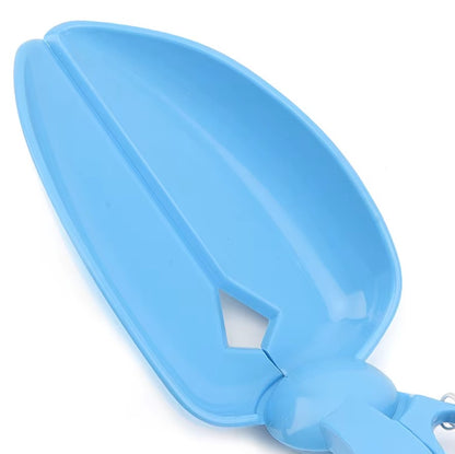 Durable outdoor scissors shape dog pooper scooper for easy cleanup