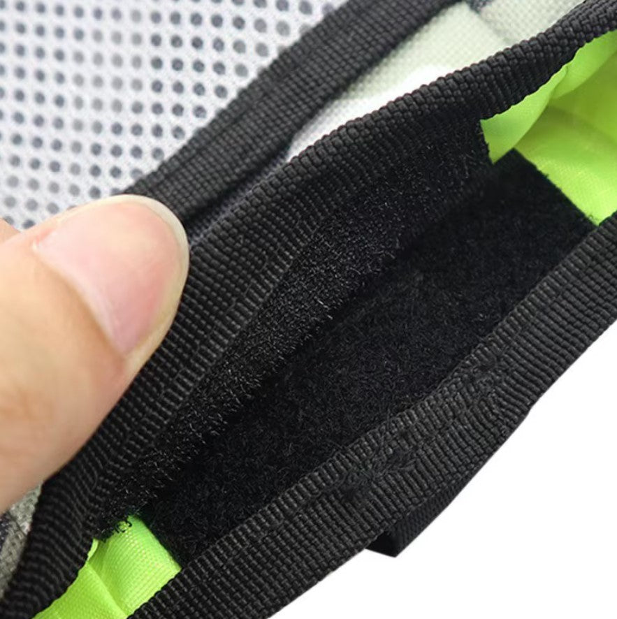 Hands-free dog training treat bag with waist belt and secure clasp for outdoor training