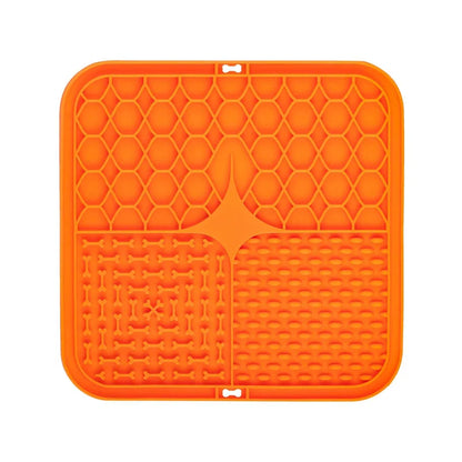 Silicone licking mat for dogs and cats with strong suction cups