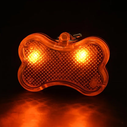 Adjustable glowing bone-shaped dog pendant LED light for night visibility