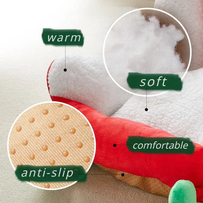 Christmas sleigh-shaped cat and dog house with plush interior for small pets