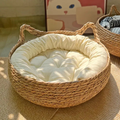 Handmade vine woven cat nest with detachable warmth pad for year-round comfort