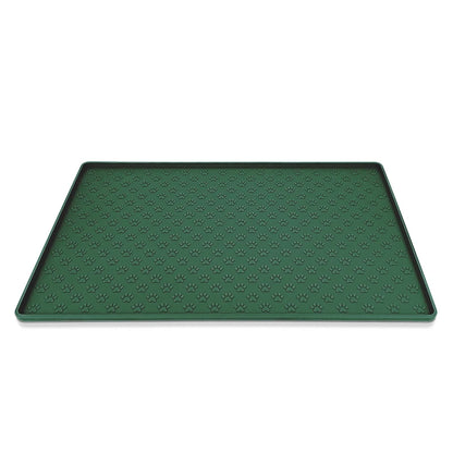Dog eating on waterproof silicone pet feeding placemat