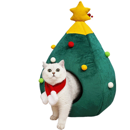 Festive Christmas tree-shaped semi-enclosed cat bed for cozy winter 