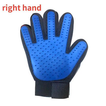 Pet grooming massage glove with soft silicone tips for cats and dogs