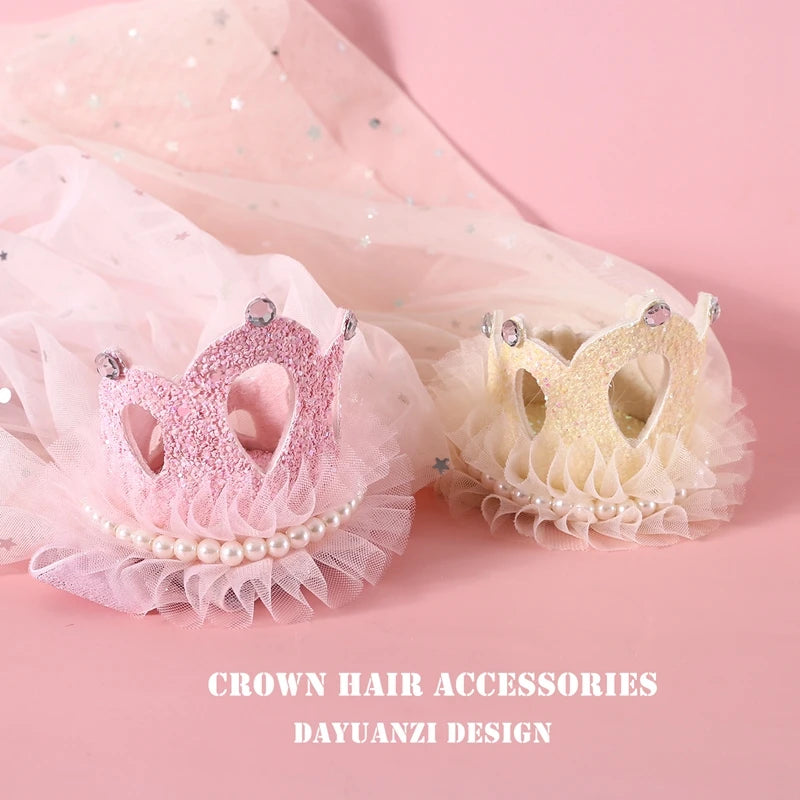 Pet wedding crown with veil, featuring lace, sequins, and pearls – bridal headdress for cats and small dogs