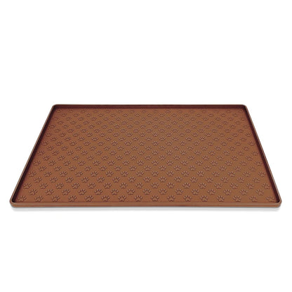 Dog eating on waterproof silicone pet feeding placemat