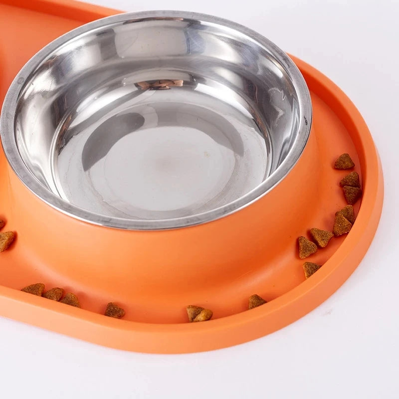 Dual dog and cat feeding bowl with anti-choking design, stainless steel bowls, and non-slip silicone mat for convenient feeding