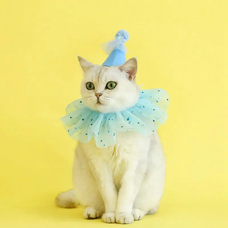 Pet wedding crown with veil, featuring lace, sequins, and pearls – bridal headdress for cats and small dogs