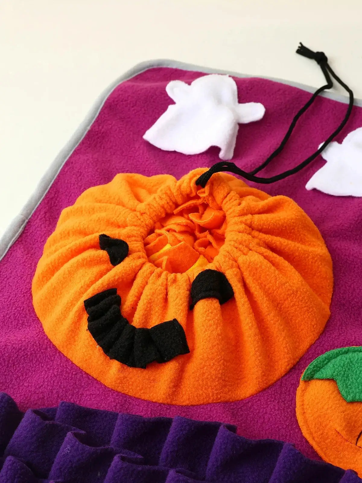 Pet Snuffle Mat for Cats and Dogs - Halloween Pumpkin Feeding Mat for Slow Feeding and Interactive Play.