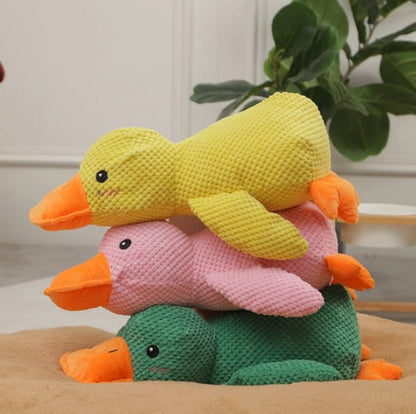 Soft calming duck plush toy for dogs and cats with wool fabric – anti-anxiety cuddle toy