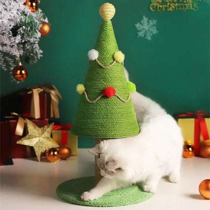 Christmas tree-shaped cat climbing rack with sisal scratching post for cats