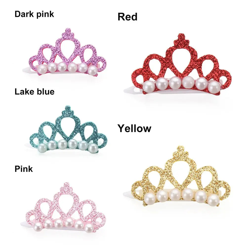 Crown-shaped grooming bow for pets, perfect for dogs and cats.