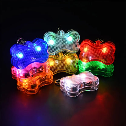Adjustable glowing bone-shaped dog pendant LED light for night visibility