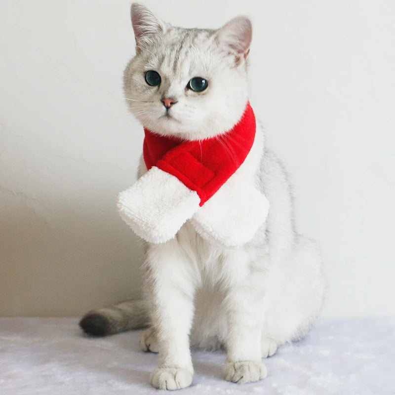 Adorable pet Christmas hat and scarf set for cats and dogs, perfect for winter celebrations.