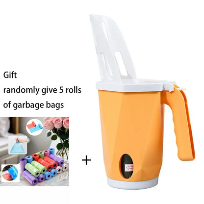 Cat litter scoop with built-in trash can for quick and hygienic waste disposal