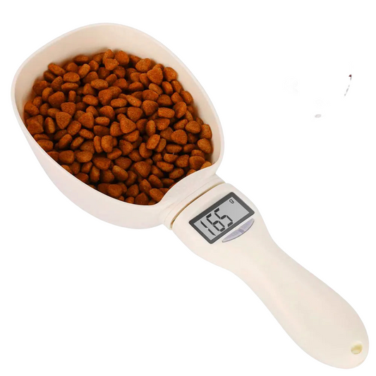 Digital pet food measuring scoop with LED display and multiple units for precise feeding