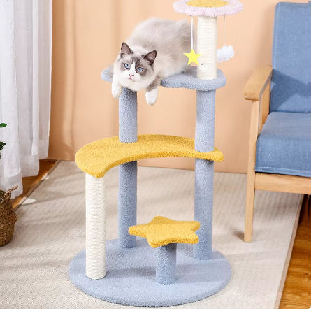 Cute kitten tree tower with multi-level design and sisal-covered scratching posts for cats.